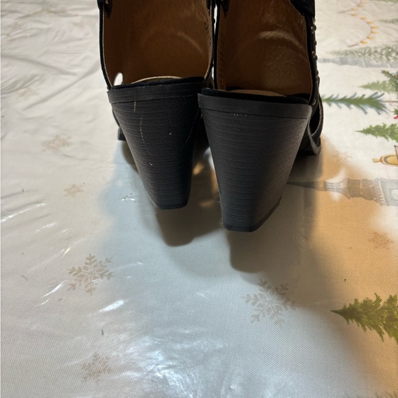 So black sandals 7.5 - Picture 3 of 5